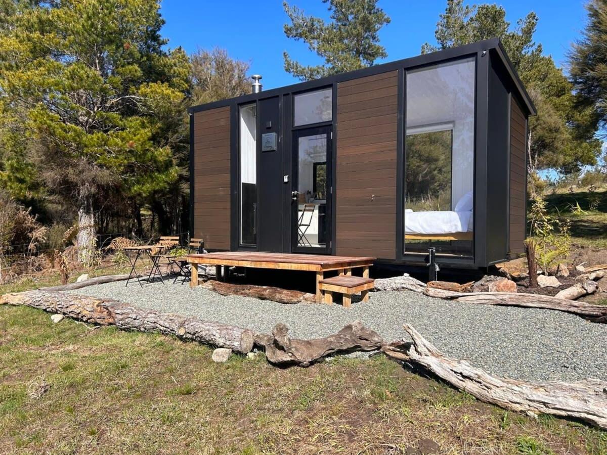 Ruru Tiny House By Tiny Away Villa Rangihaeata Exterior photo